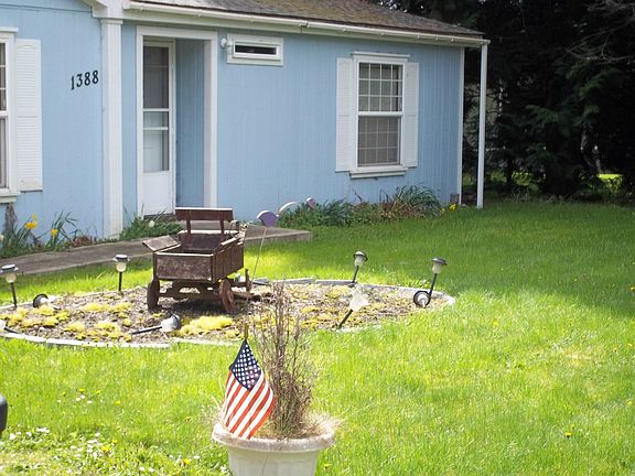 2nd image of 1388 Lakewood Dr