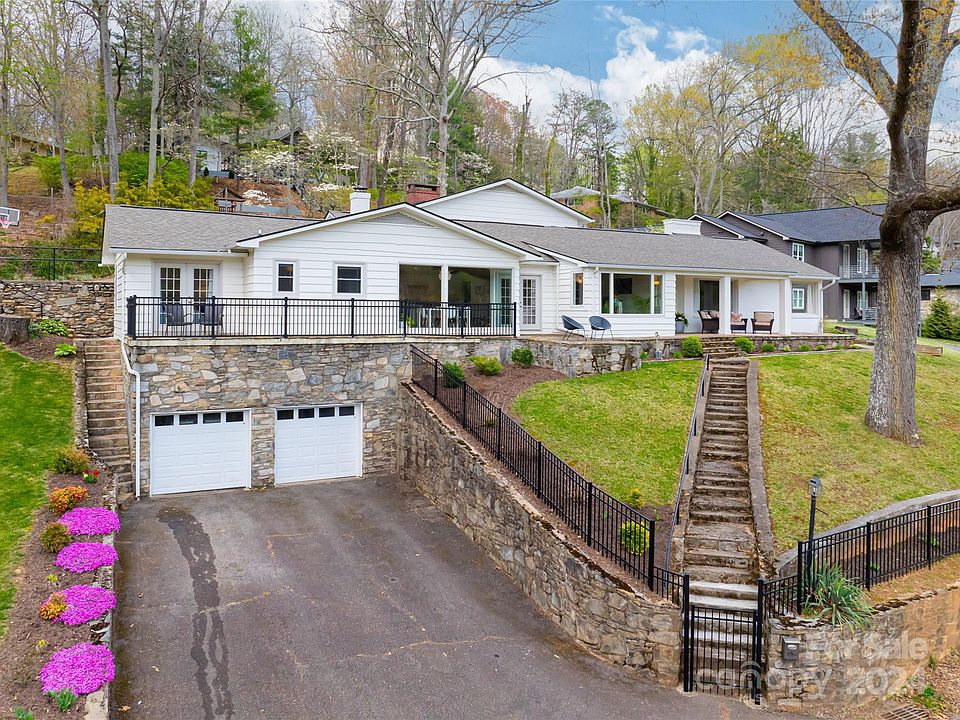 1st image of 153 Greenview Dr