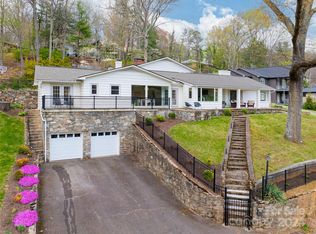 153 Greenview Dr, Waynesville, NC 28786