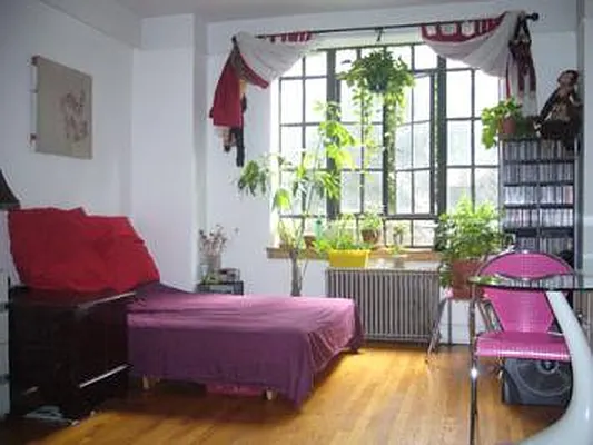 Rented by Corcoran | media 16