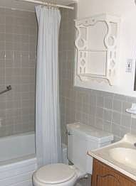 5th image of 604 Wooddell Ct