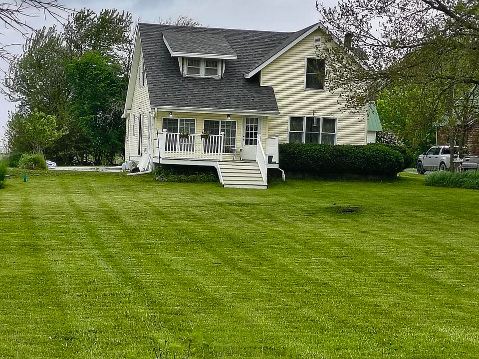 1st image of 984 P Ave