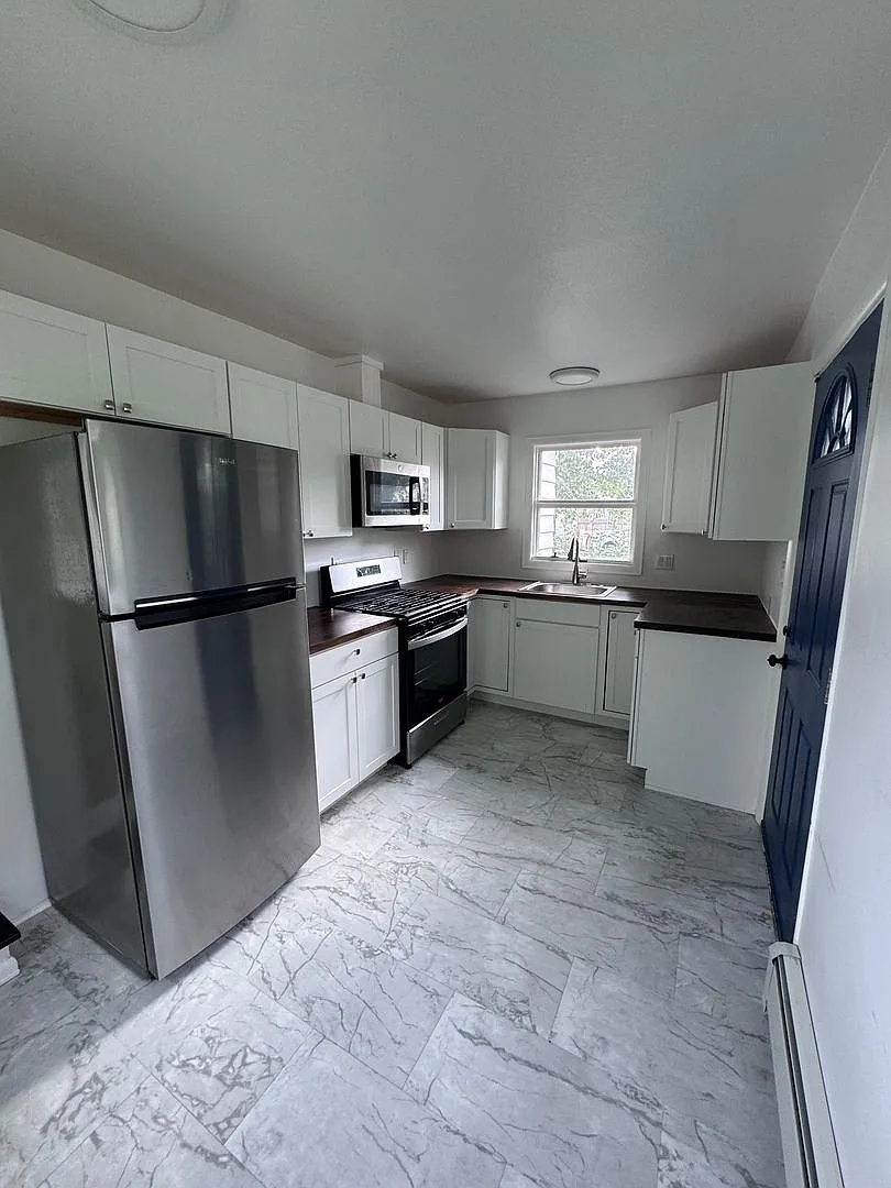 C St 101-KR — Photo 3