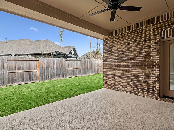 7th image of this home