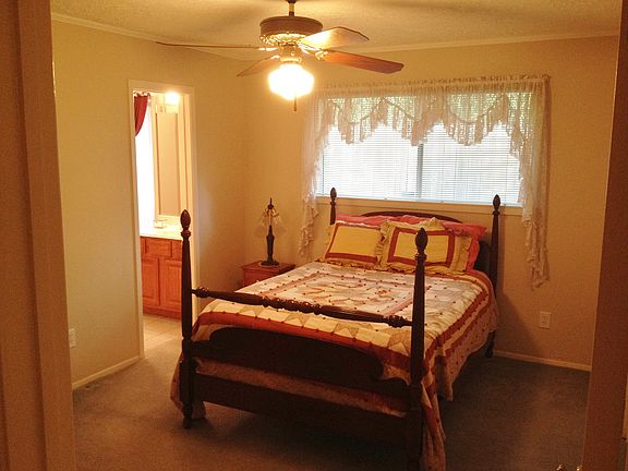 3rd image of 12323 Campos Dr