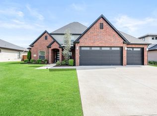 8702 W Birdsong Ln, Bentonville, AR 72712