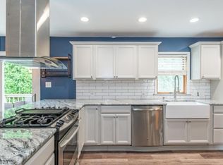 270 W Warren St, Washington, NJ 07882