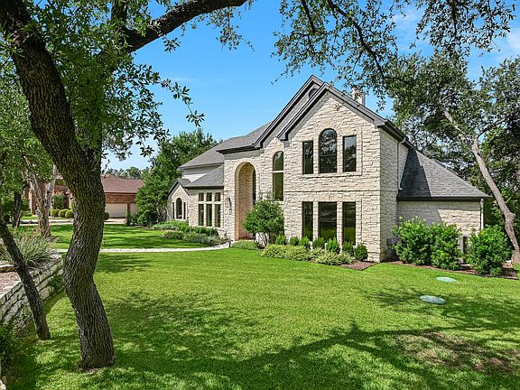 2nd image of 800 Crystal Mountain Dr