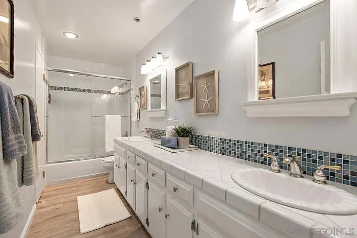 2 bed, 1399 sqft, $8,995 — Photo 2