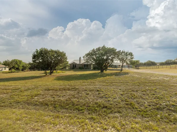 405 Brazos Mountain Dr, Weatherford, TX 76087