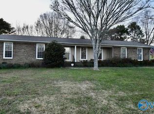 3400 Sorter Dr, Guntersville, AL 35976