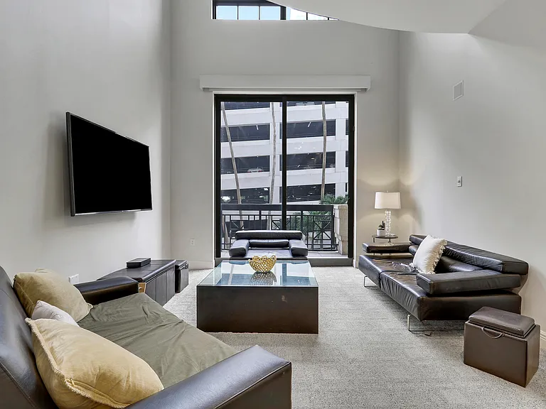 801 S Olive Ave #223 — Photo 9