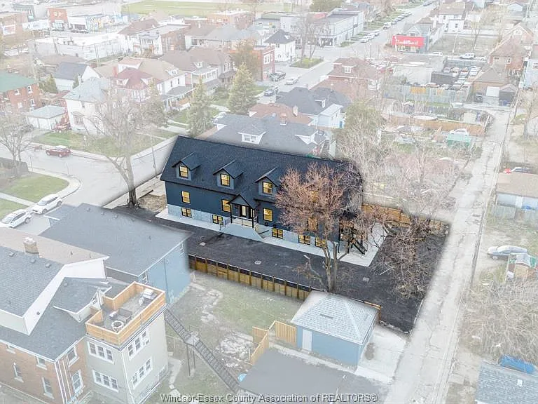 702 Pierre Ave #4 — Photo 14