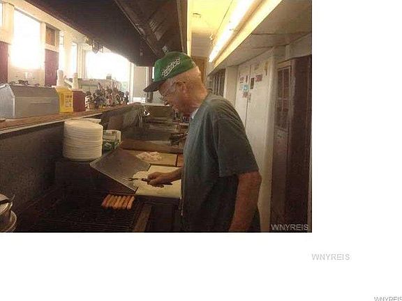 5th image of 2800 Elmwood Ave