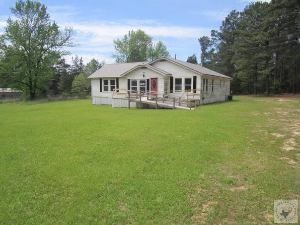 1121 County Road 4206, Simms, TX 75574