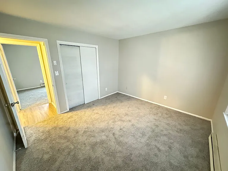 2208 S Main St — Photo 11