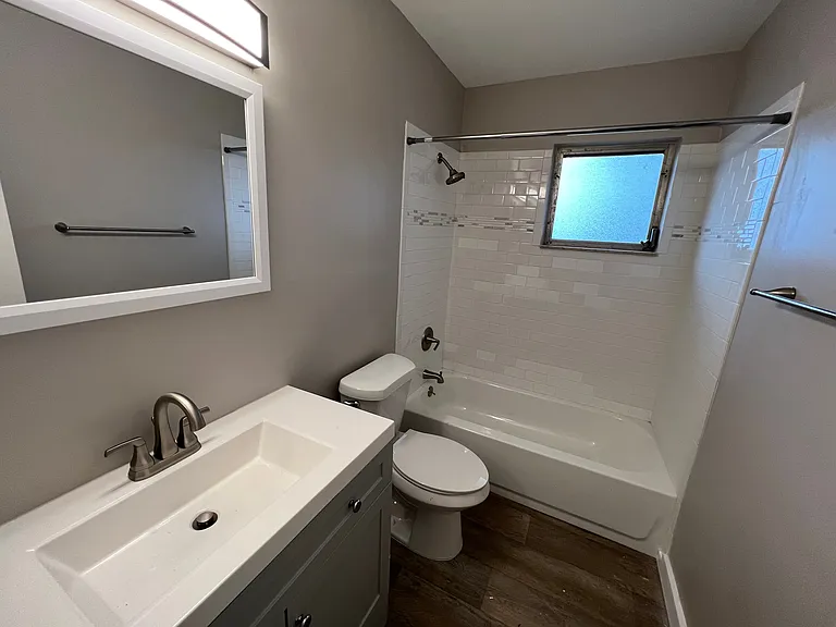 529 30th Ave N #16 — Photo 8