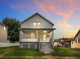 160 N 11th St, Connellsville, PA 15425