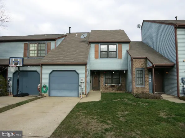 19 Francis Ct, Robbinsville, NJ 08691