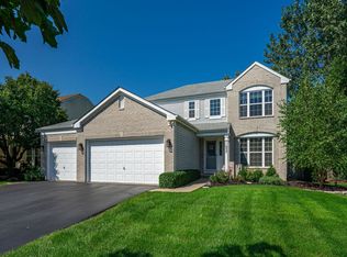 11955 Blue Bayou Dr, Huntley, IL 60142