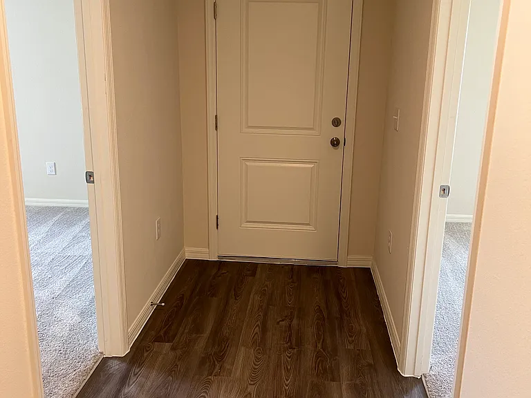 9114 Aegean Cir — Photo 16