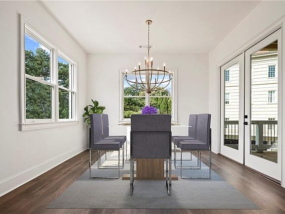 5th image of 3667 Peachtree Rd Unit 12