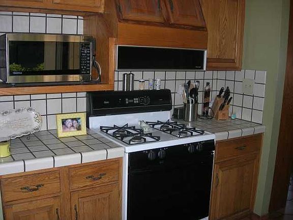 3rd image of 5804 Ithaca Pl