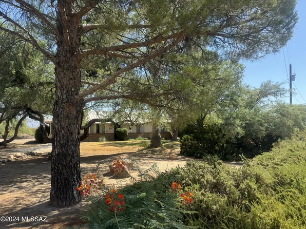 1014 W Substation Ln, Safford, AZ 85546