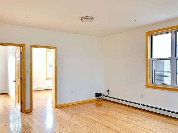 5th image of 3142 82nd St