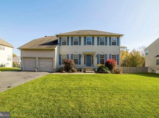 17 Primrose Dr, Burlington, NJ 08016