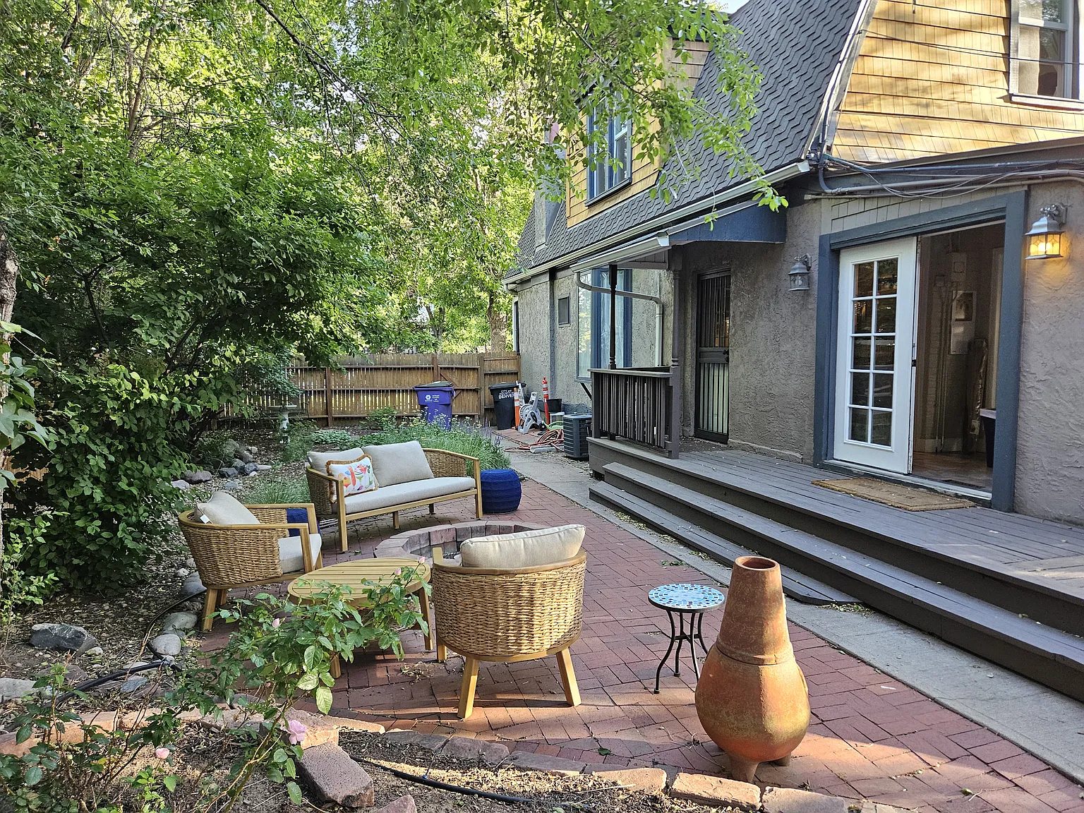4 bed, 1676 sqft, $3,800 — Photo 2