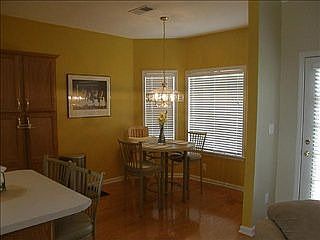 4th image of 942 Misty Birch Ln