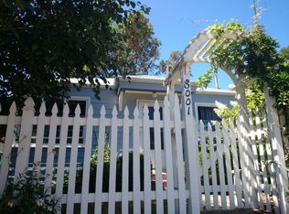 8001 37th Ave SW, Seattle, WA 98126