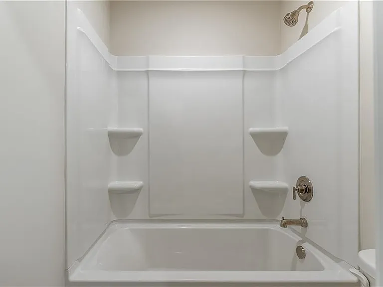 4129 Oakwood Terrace Ct — Photo 30