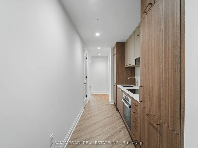 634 Church St #3808 — Photo 12