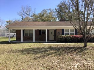 103 Center St, Panacea, FL 32346