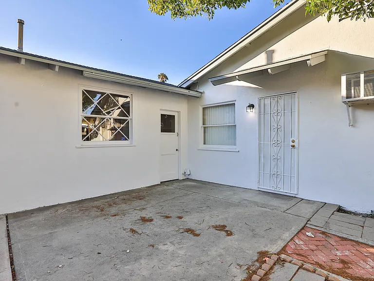 11236 Royal Palm Blvd — Photo 30