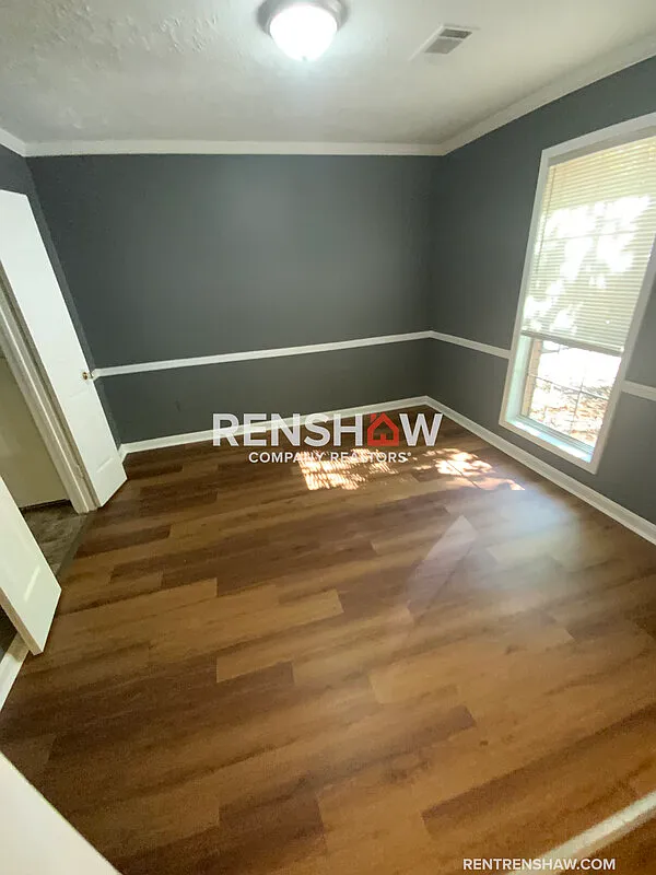 3 bed, 1.5 bath, 1424 sqft, $1,800 — Photo 3