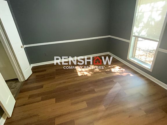 3rd image of 301 Hall Rd