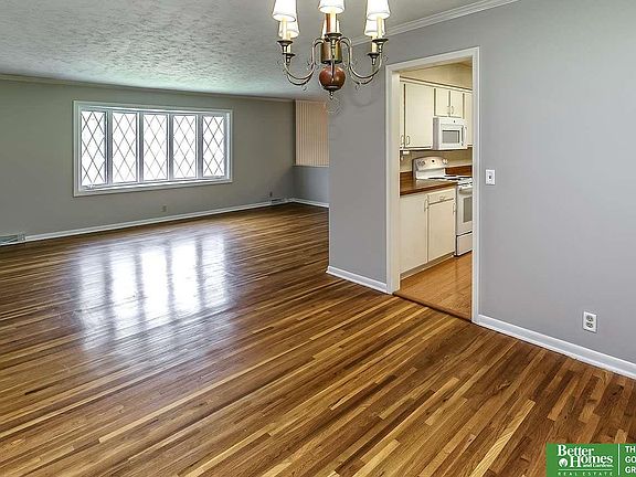 5th image of 516 S 119th St