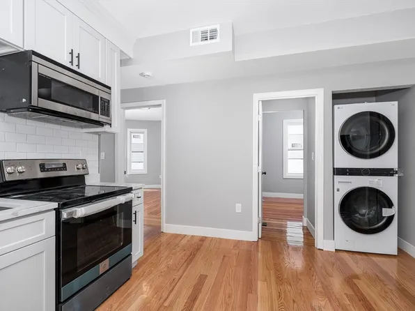 290 Summit Ave, Boston, MA