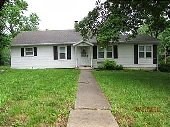 2nd image of 4501 N Bellefontaine Ave