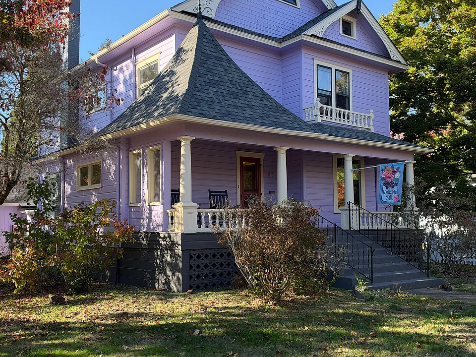 1113 Cottage St NE
