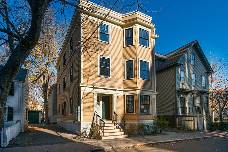 25 Grant St #1
