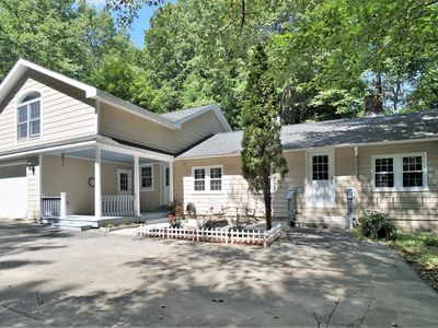 65 Brook Rd, Falmouth, ME, 04105