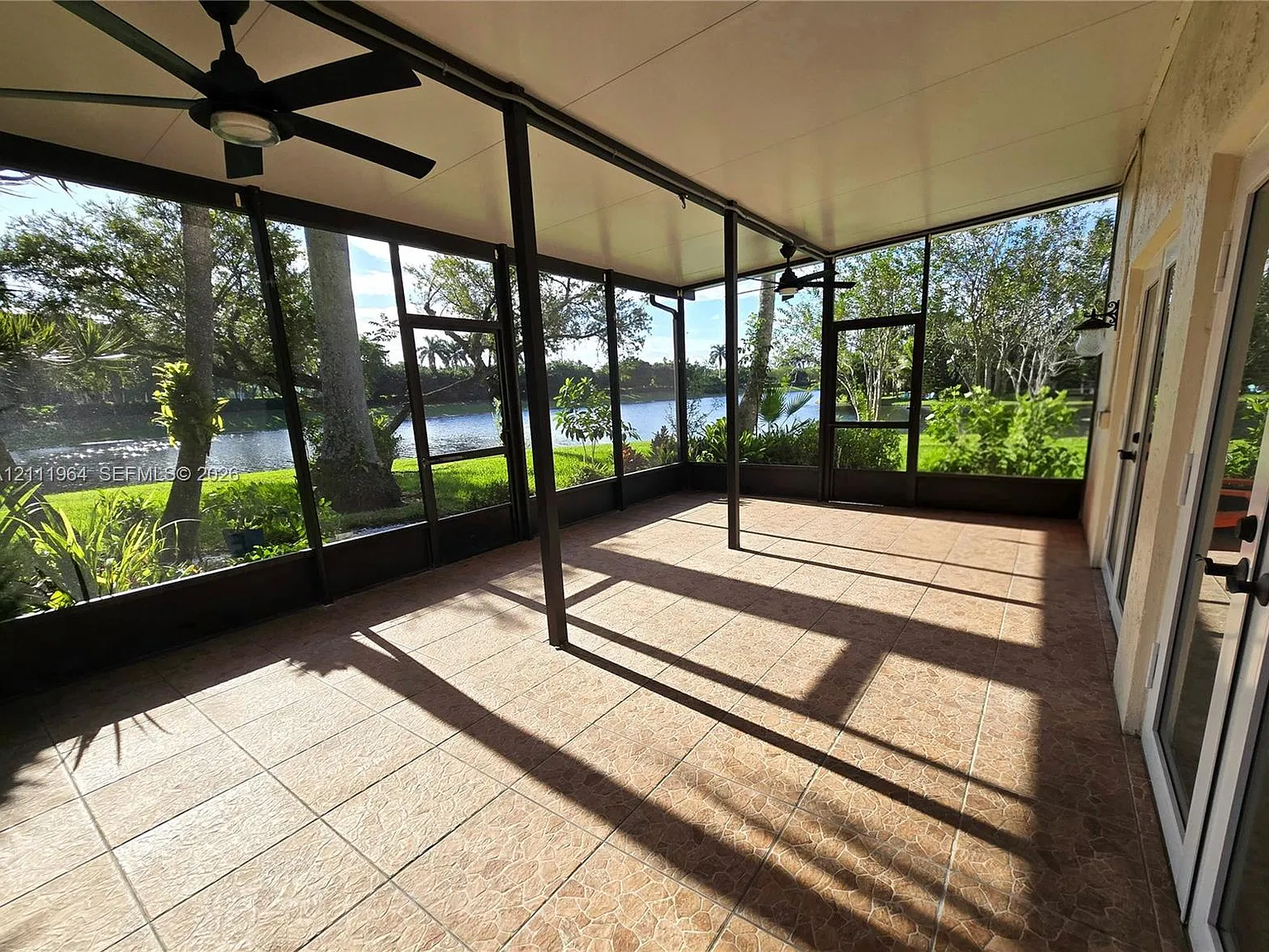 Country Isles Phase Ii — Photo 2
