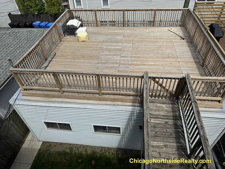 1706 W Byron St — Photo 15