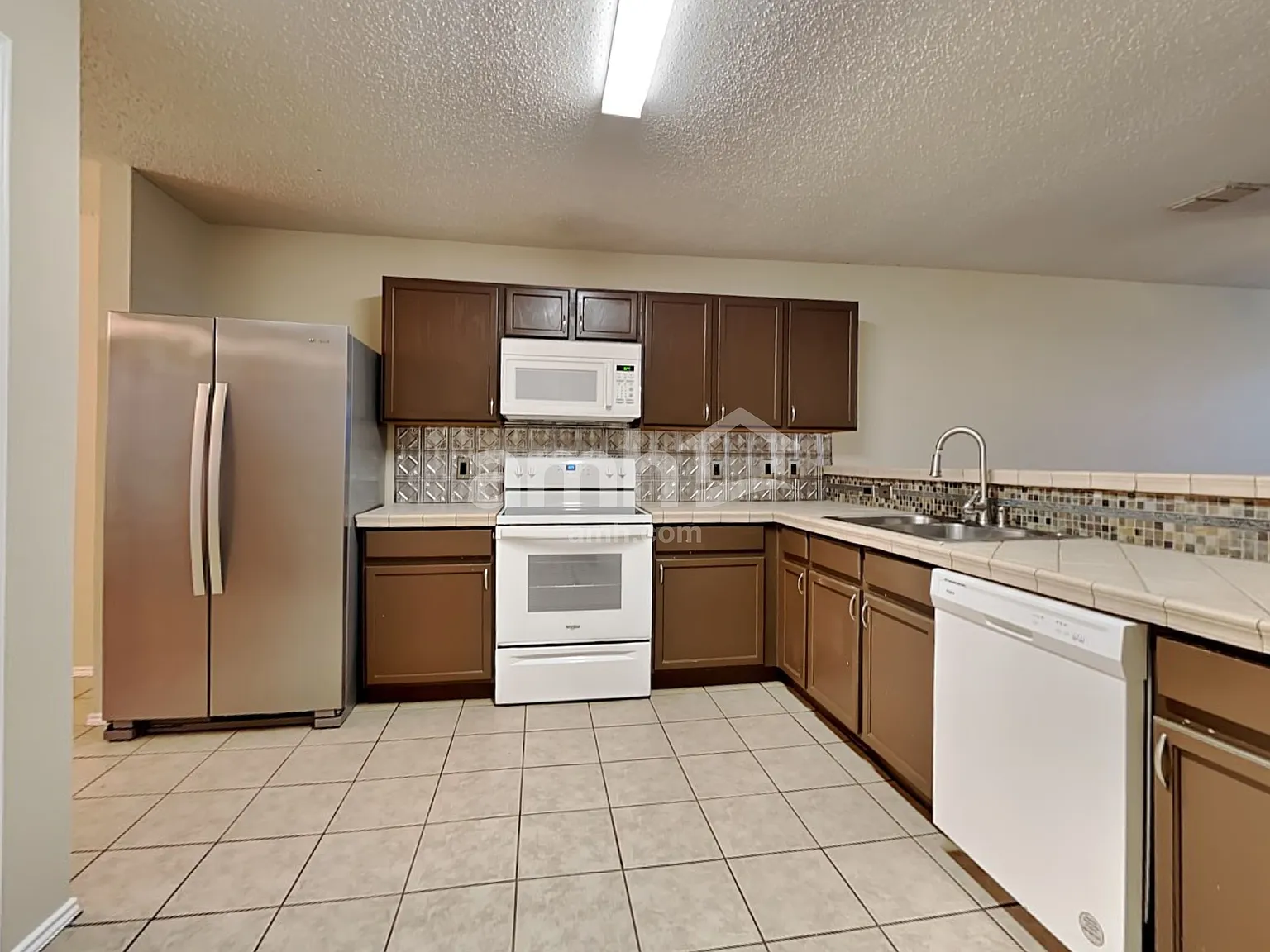 3 bed, 2.0 bath, 1508 sqft, $1,845 — Photo 3