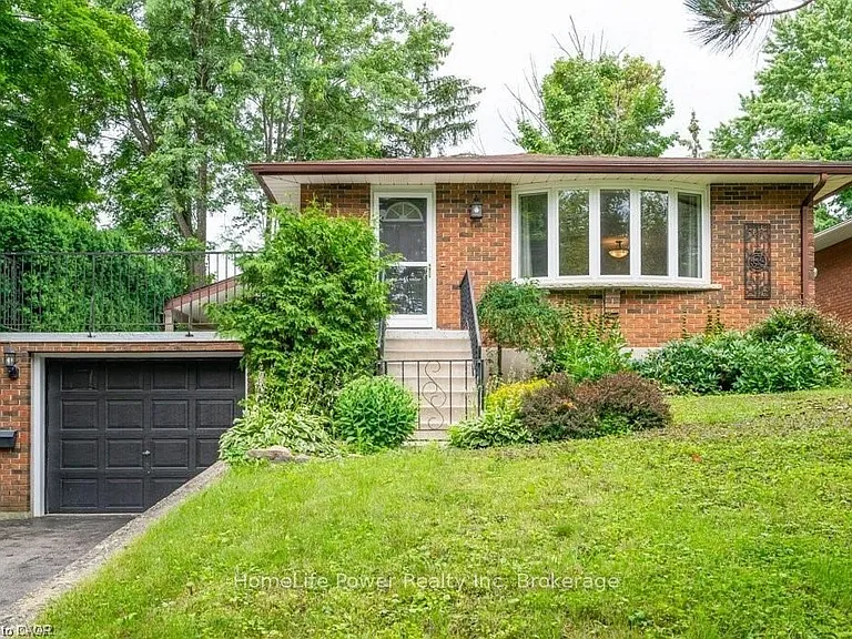 573 Glen Manor Blvd #B — Photo 1