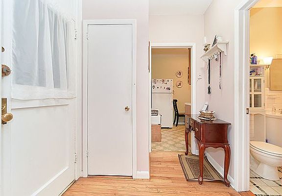 4th image of 24-28 27th St #1A